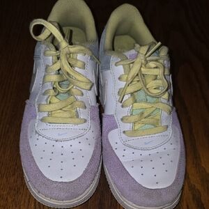Nike Kids Sneakers in White and Purple with Yellow Accents